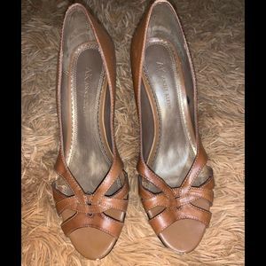Anne Klein Brown Peep Toe Heels